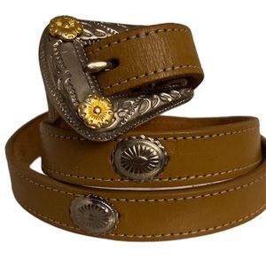 Vintage Bushy Creek Genuine Leather Tan Skinny Concho Belt Size 30